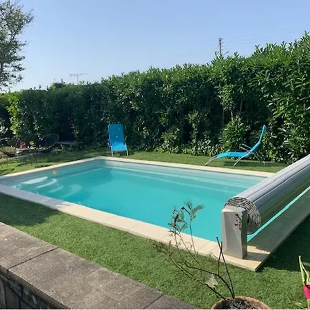 Maison Paisible Confort Avec Agreable Jardin Et Piscine Casa vacanze *