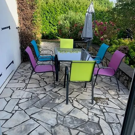 Maison Paisible Confort Avec Agreable Jardin Et Piscine * Royan